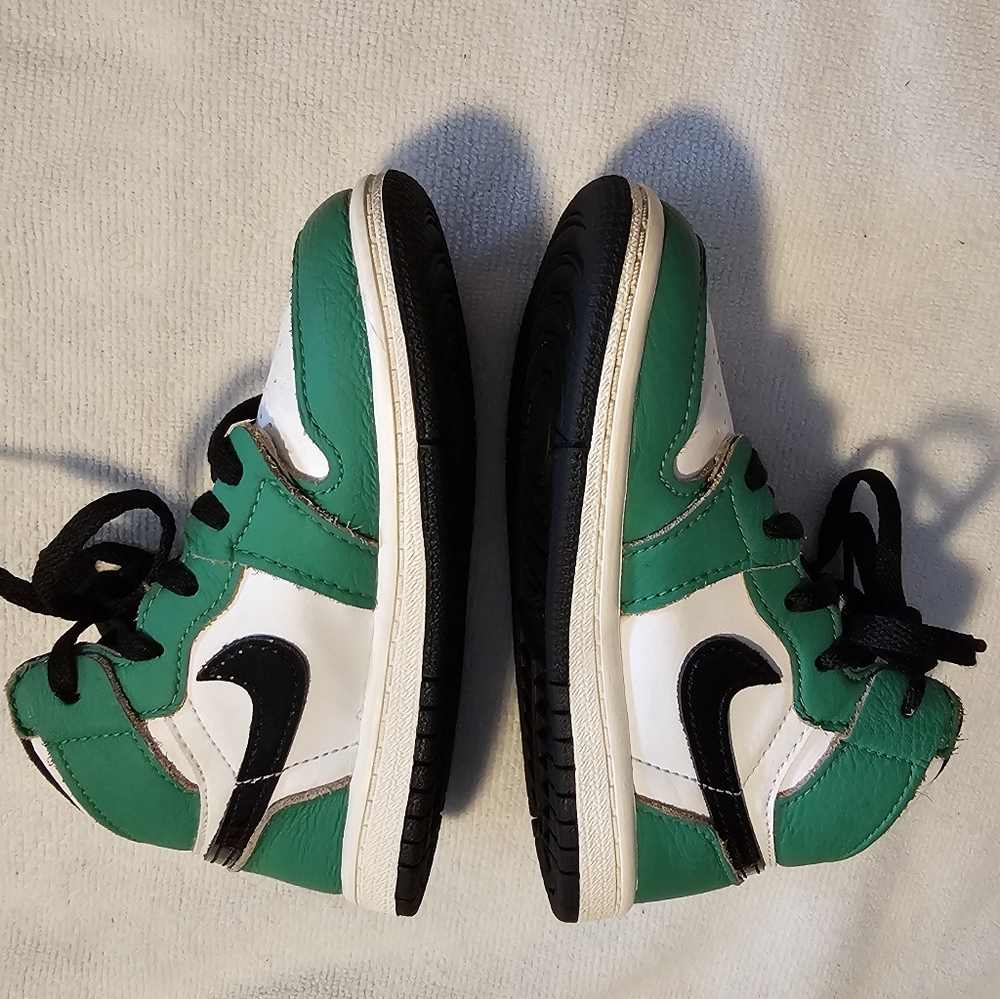 Nike Air Jordan Retro 1 High OG TD Lucky Green Nike Air Jordan 1 Toddler Size 9C - Picture 5 of 9